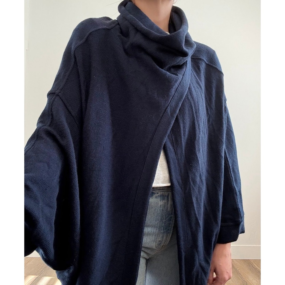 Ruti Wrapped Up Cocoon Merino Cardigan in Navy